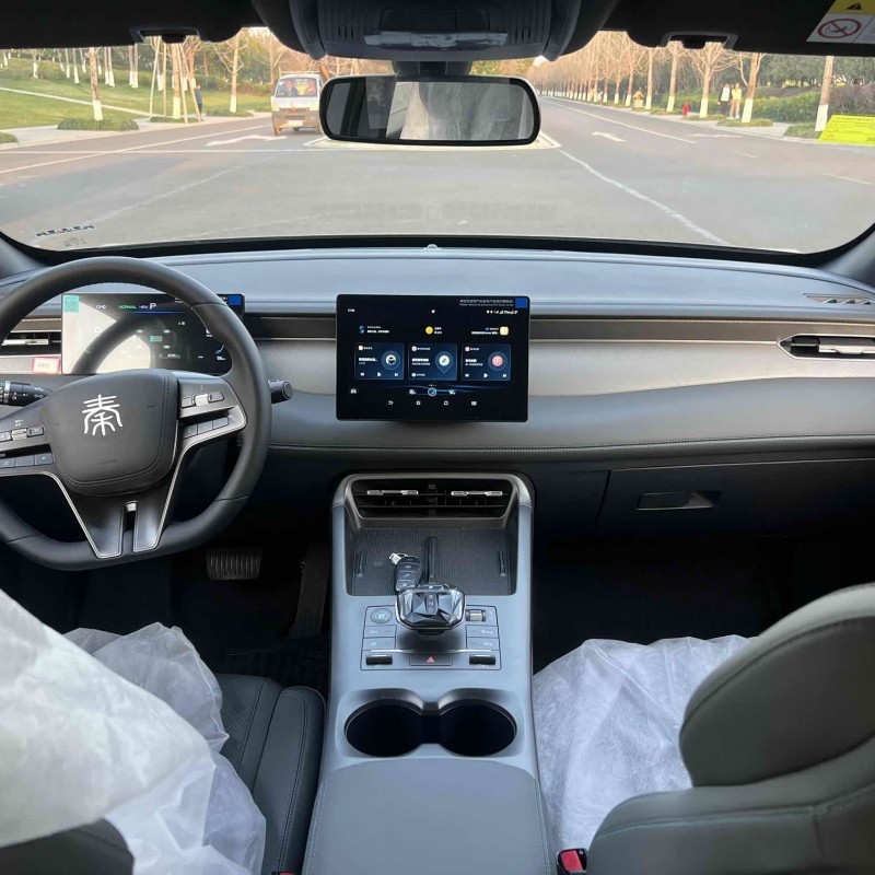 Qin PLUS 2025 DM-i Intelligent Driving Edition 55KM Leading Edition Qin PLUS 2025 DM-i Intelligent Driving Edition 55KM Leading Edition