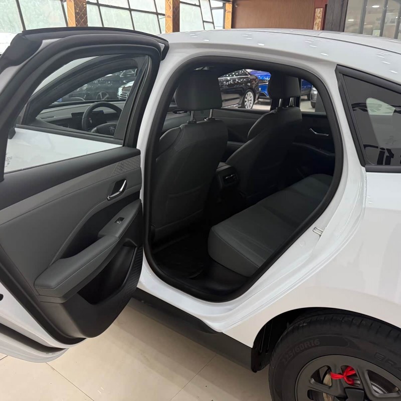 Qin PLUS 2025 DM-i Intelligent Driving Edition 55KM Leading Edition Qin PLUS 2025 DM-i Intelligent Driving Edition 55KM Leading Edition