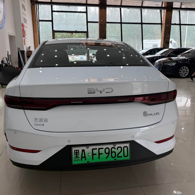 Qin PLUS 2025 DM-i Intelligent Driving Edition 55KM Leading Edition Qin PLUS 2025 DM-i Intelligent Driving Edition 55KM Leading Edition