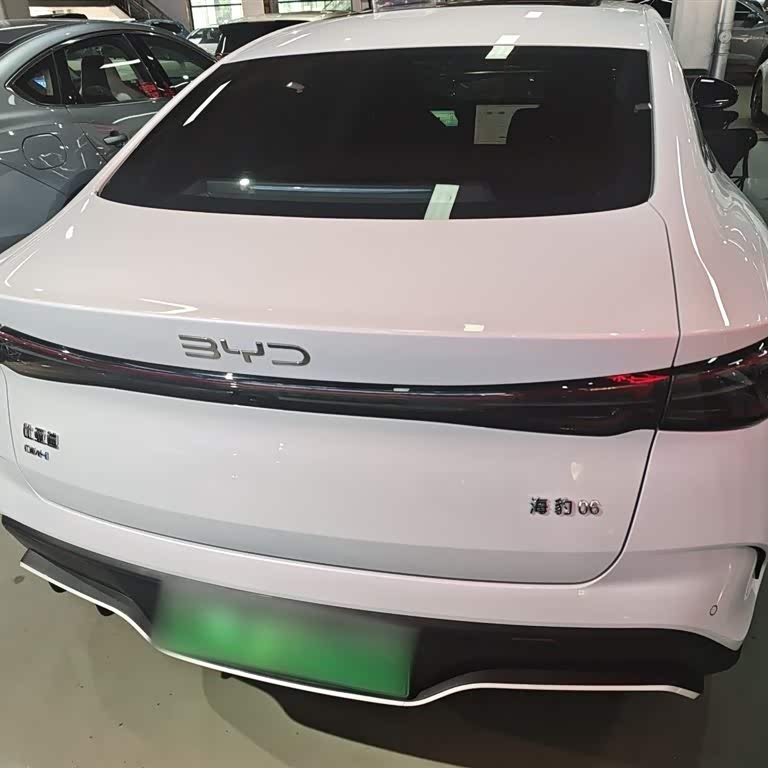 Haibao 06 New Energy 2024 DM-i 120KM Flagship Model Haibao 06 New Energy 2024 DM-i 120KM Flagship Model