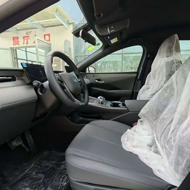 Qin PLUS 2025 DM-i Intelligent Driving Edition 55KM Leading Edition Qin PLUS 2025 DM-i Intelligent Driving Edition 55KM Leading Edition