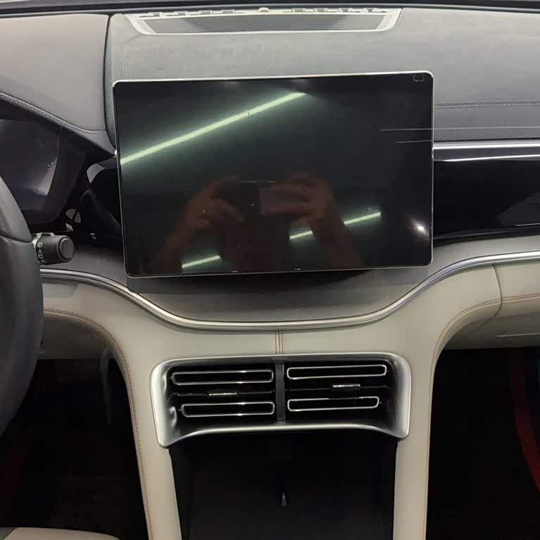 Song PLUS New Energy 2024 Honor Edition DM-i 71km Luxury Model Song PLUS New Energy 2024 Honor Edition DM-i 71km Luxury Model
