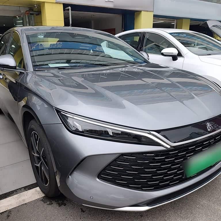 Qin L 2024 DM-i 120KM Beyond Edition Qin L 2024 DM-i 120KM Beyond Edition
