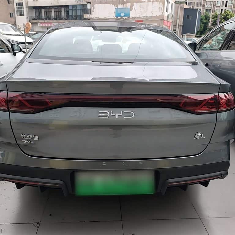 Qin L 2024 DM-i 120KM Beyond Edition Qin L 2024 DM-i 120KM Beyond Edition