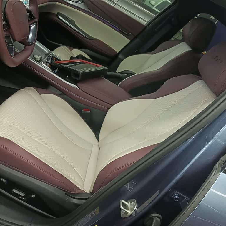 2023 Haima DM-i 1.5L 121km Premium Edition 2023 Haima DM-i 1.5L 121km Premium Edition