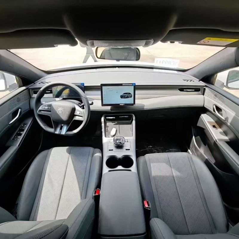Qin PLUS 2025 DM-i Intelligent Driving Edition 55KM Leading Edition Qin PLUS 2025 DM-i Intelligent Driving Edition 55KM Leading Edition
