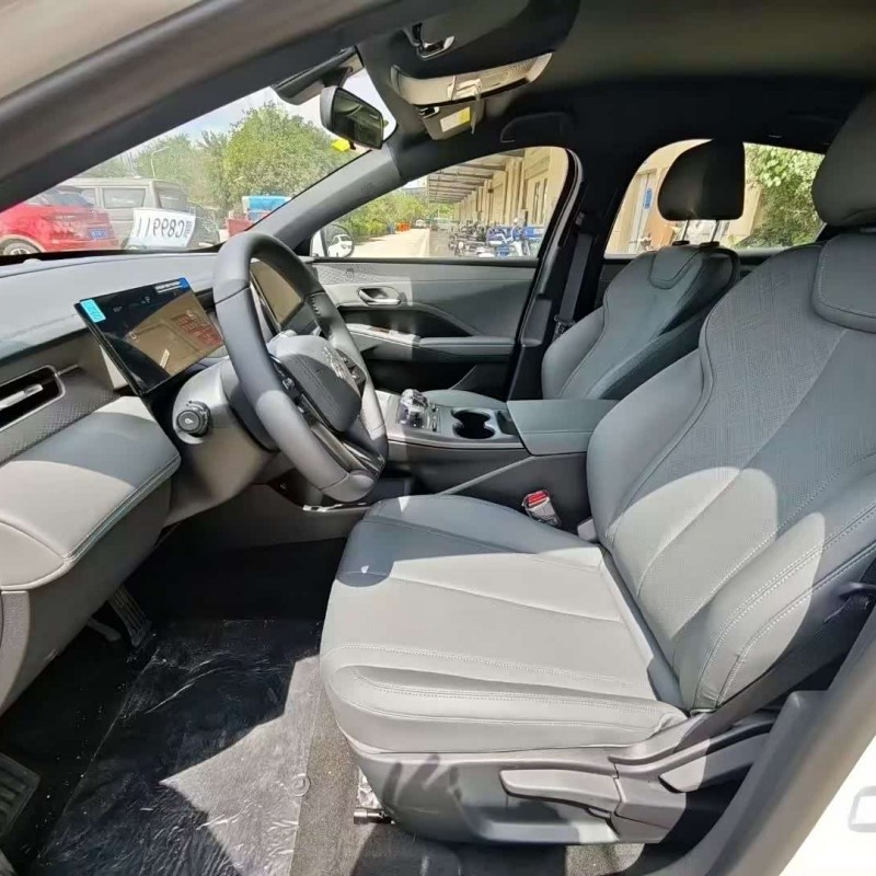 Qin PLUS 2025 DM-i Intelligent Driving Edition 55KM Leading Edition Qin PLUS 2025 DM-i Intelligent Driving Edition 55KM Leading Edition