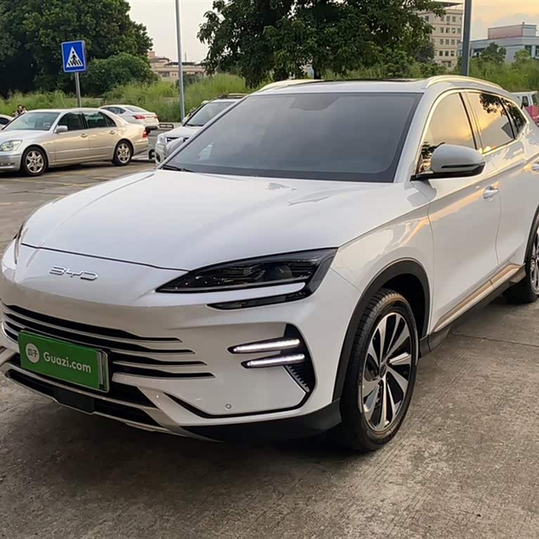 Song PLUS New Energy 2024 Honor Edition DM-i 71km Luxury Model Song PLUS New Energy 2024 Honor Edition DM-i 71km Luxury Model