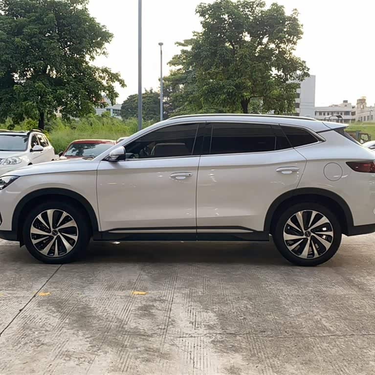 Song PLUS New Energy 2024 Honor Edition DM-i 71km Luxury Model Song PLUS New Energy 2024 Honor Edition DM-i 71km Luxury Model