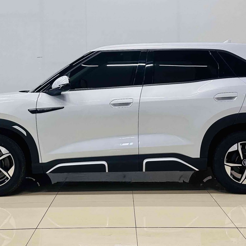 Yuan UP 2024 model 401KM Leading model Yuan UP 2024 model 401KM Leading model