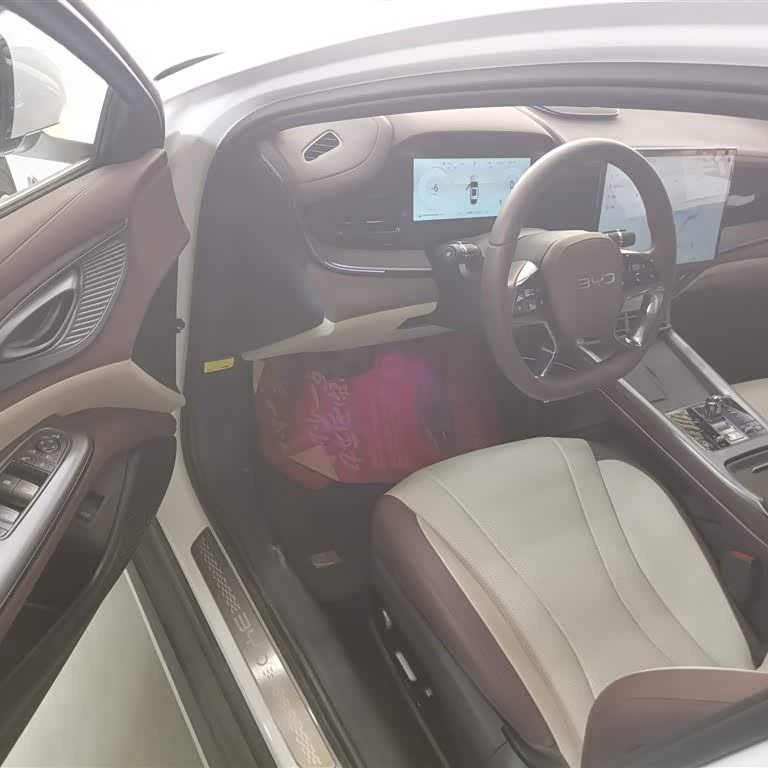 2023 Haima DM-i 1.5L 121km Premium Edition 2023 Haima DM-i 1.5L 121km Premium Edition