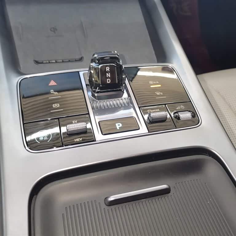 2023 Haima DM-i 1.5L 121km Premium Edition 2023 Haima DM-i 1.5L 121km Premium Edition
