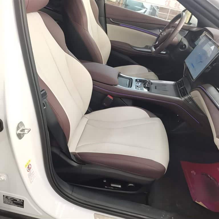2023 Haima DM-i 1.5L 121km Premium Edition 2023 Haima DM-i 1.5L 121km Premium Edition