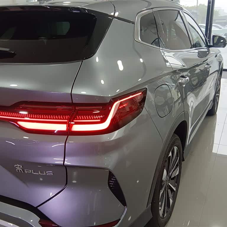 Song PLUS New Energy 2025 DM-i 112KM Premium Edition Song PLUS New Energy 2025 DM-i 112KM Premium Edition