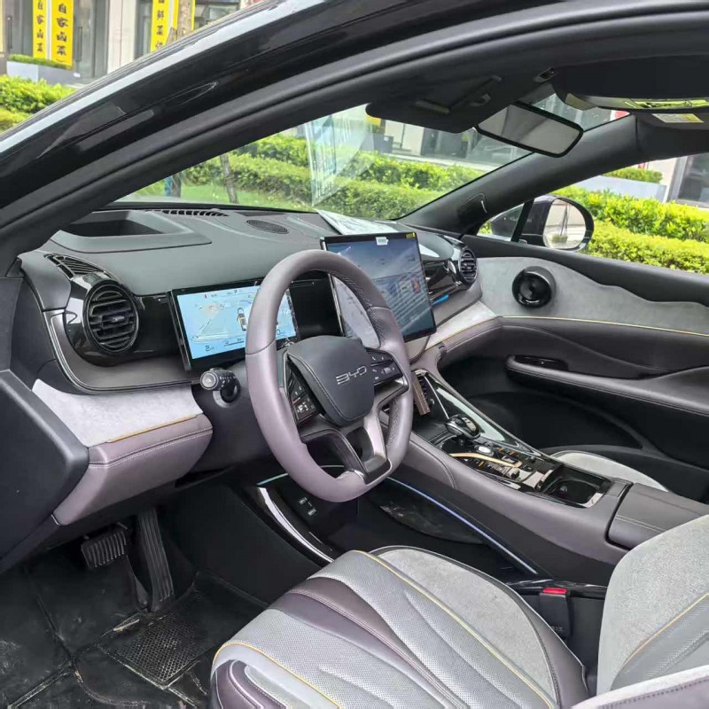 Frigate 07 2023 DM-i 205KM Premium Edition Frigate 07 2023 DM-i 205KM Premium Edition