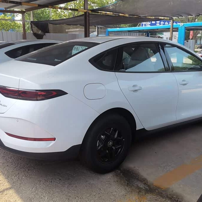 Qin PLUS 2025 DM-i Intelligent Driving Edition 55KM Leading Edition Qin PLUS 2025 DM-i Intelligent Driving Edition 55KM Leading Edition