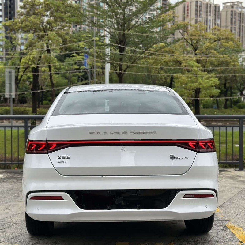 Qin PLUS 2024 Honor Edition DM-i 120KM Leading Edition Qin PLUS 2024 Honor Edition DM-i 120KM Leading Edition