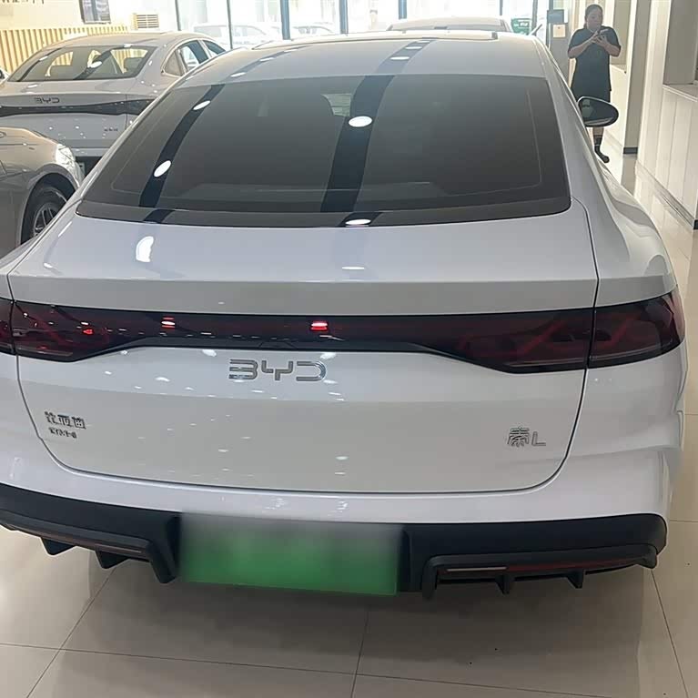 Qin L 2024 DM-i 120KM Beyond Edition Qin L 2024 DM-i 120KM Beyond Edition