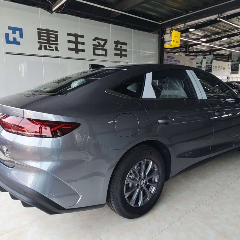 Qin L 2025 DM-i Intelligent Driving Edition 80KM Leading Edition Qin L 2025 DM-i Intelligent Driving Edition 80KM Leading Edition