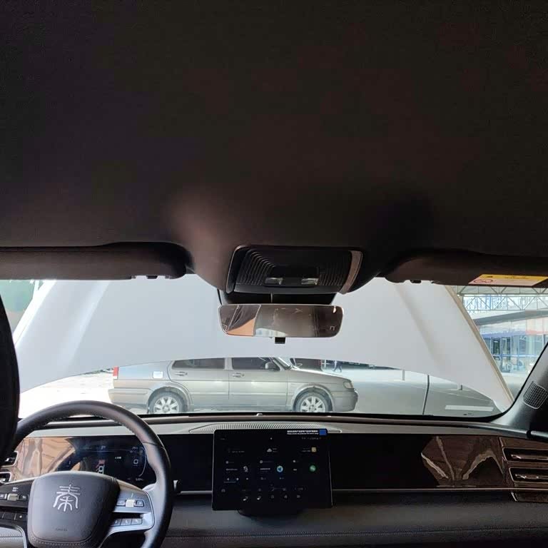 Qin L 2024 DM-i 80KM Leading Edition Qin L 2024 DM-i 80KM Leading Edition
