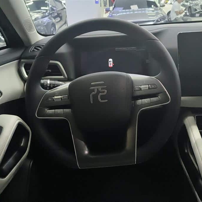 Yuan UP 2024 model 401KM transcendence model Yuan UP 2024 model 401KM transcendence model