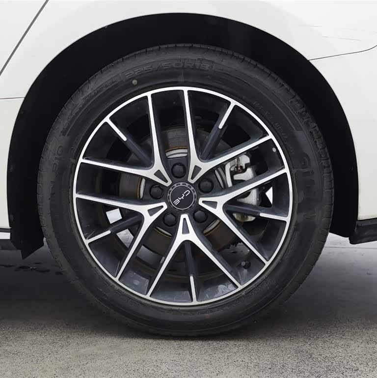 Seal 07 DM-i 2025 DM-i 1.5L 125km Premium Edition Seal 07 DM-i 2025 DM-i 1.5L 125km Premium Edition
