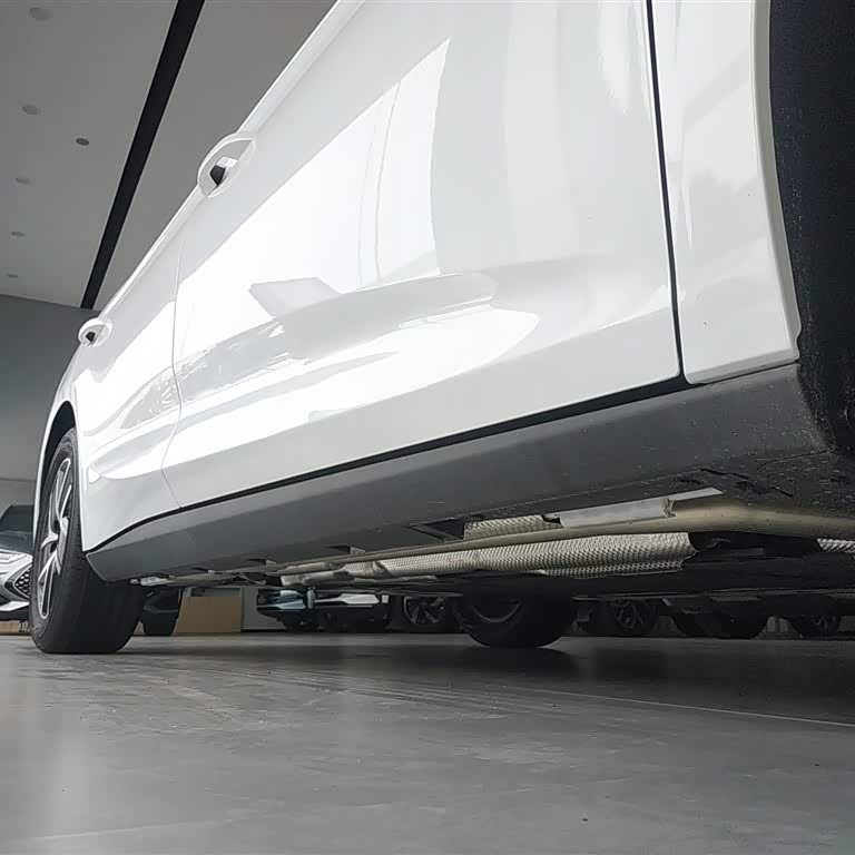 Qin L 2024 DM-i 80KM Beyond Edition Qin L 2024 DM-i 80KM Beyond Edition