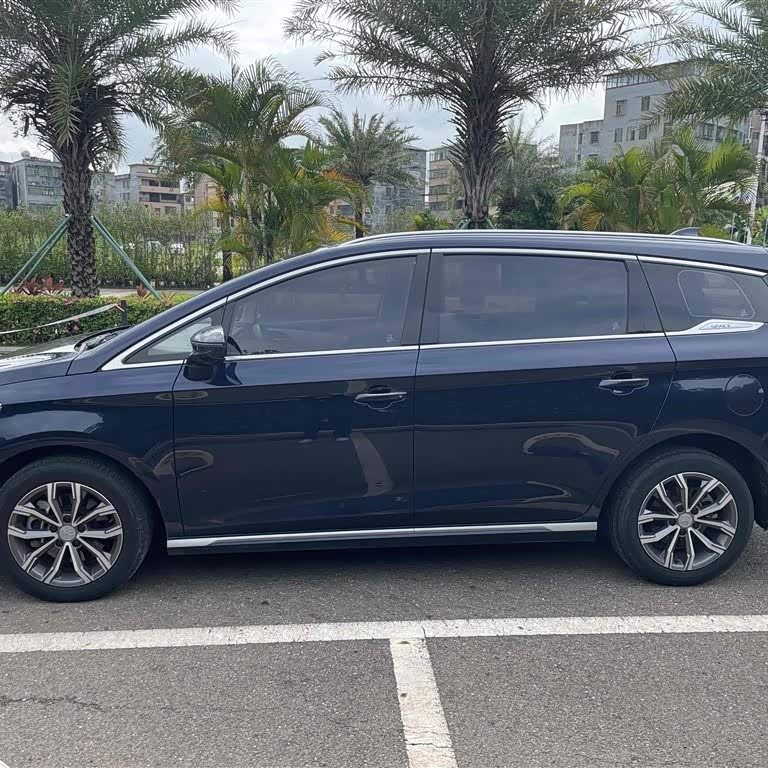 Song MAX 2021 Upgraded Version 1.5T Automatic Flagship Model 6 Seaters Song MAX 2021 Upgraded Version 1.5T Automatic Flagship Model 6 Seaters