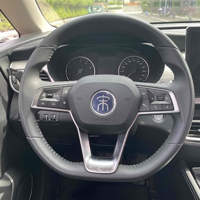 Song MAX 2021 Upgraded Version 1.5T Automatic Flagship Model 6 Seaters Song MAX 2021 Upgraded Version 1.5T Automatic Flagship Model 6 Seaters