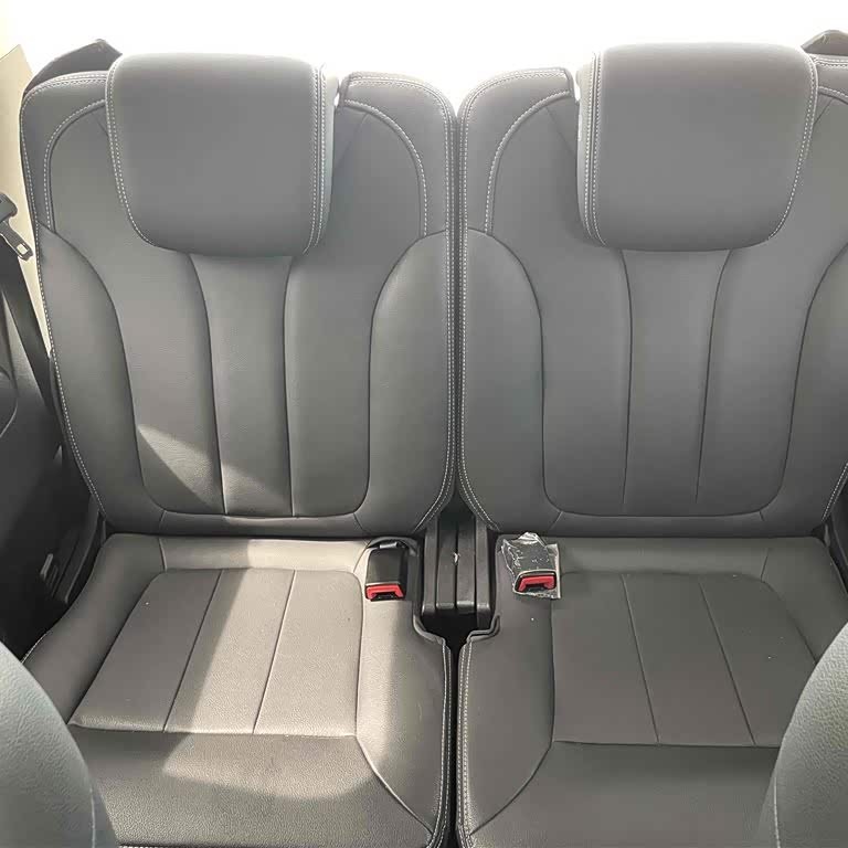 Song MAX 2021 Upgraded Version 1.5T Automatic Flagship Model 6 Seaters Song MAX 2021 Upgraded Version 1.5T Automatic Flagship Model 6 Seaters