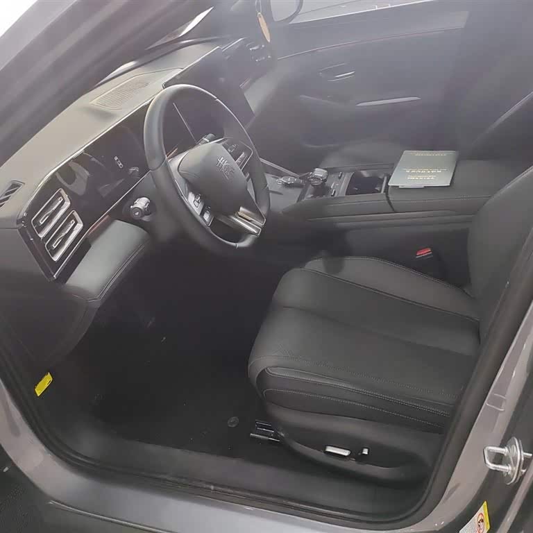 Qin L 2024 DM-i 120KM Excellence Edition Qin L 2024 DM-i 120KM Excellence Edition