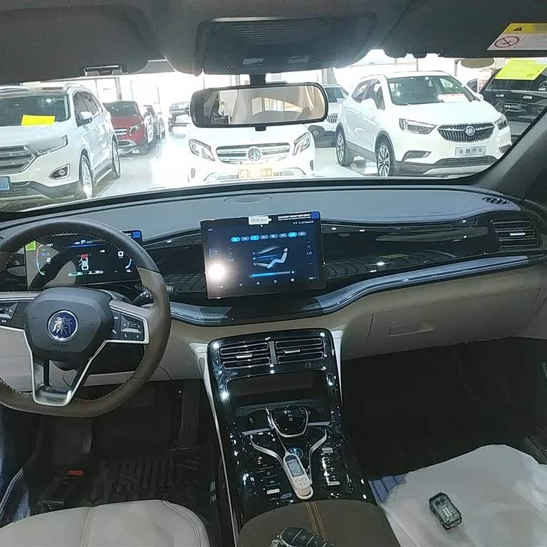 Qin PLUS 2024 Honor Edition DM-i 55KM Leading Edition Qin PLUS 2024 Honor Edition DM-i 55KM Leading Edition