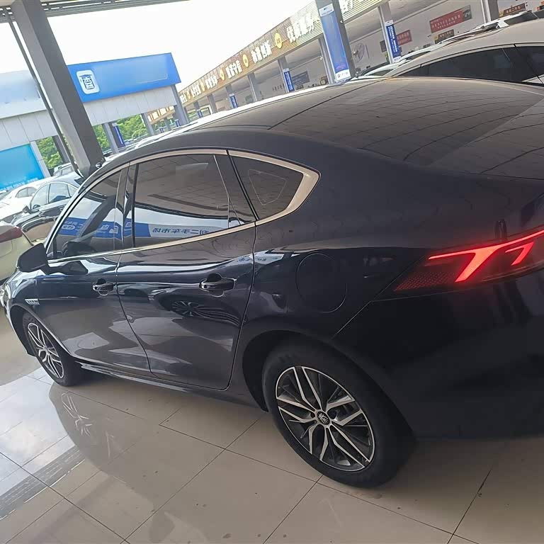 Qin PLUS 2023 Champion Edition DM-i 120KM Leading Edition Qin PLUS 2023 Champion Edition DM-i 120KM Leading Edition