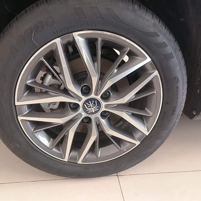 Qin PLUS 2023 Champion Edition DM-i 120KM Leading Edition Qin PLUS 2023 Champion Edition DM-i 120KM Leading Edition