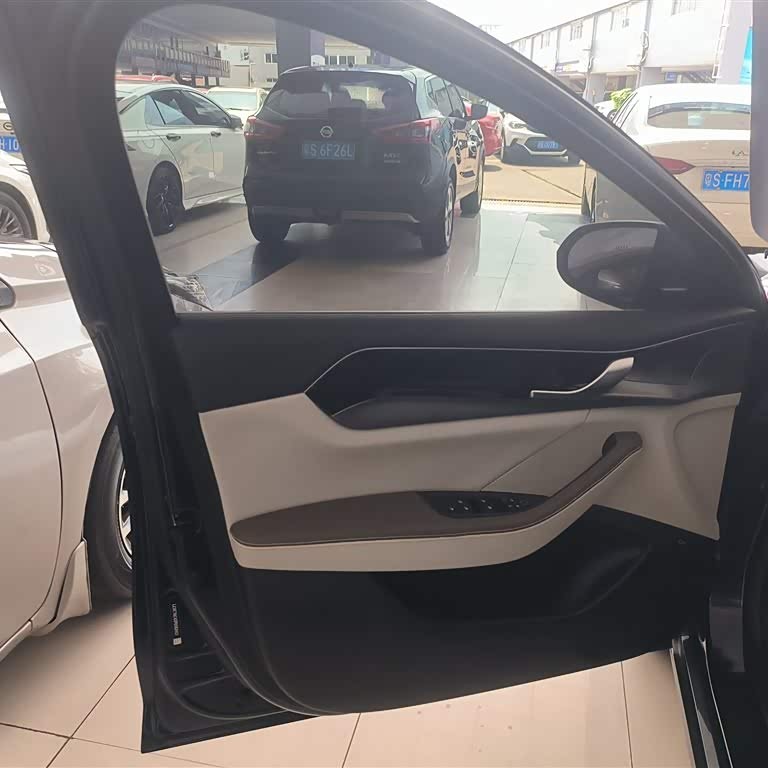 Qin PLUS 2023 Champion Edition DM-i 120KM Leading Edition Qin PLUS 2023 Champion Edition DM-i 120KM Leading Edition