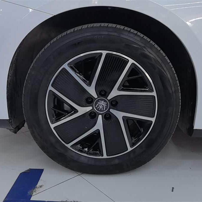 Qin L 2024 DM-i 120KM Beyond Edition Qin L 2024 DM-i 120KM Beyond Edition