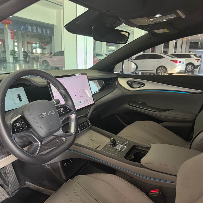 Seal 07 DM-i 2025 DM-i 1.5L 125km Luxury Edition Seal 07 DM-i 2025 DM-i 1.5L 125km Luxury Edition