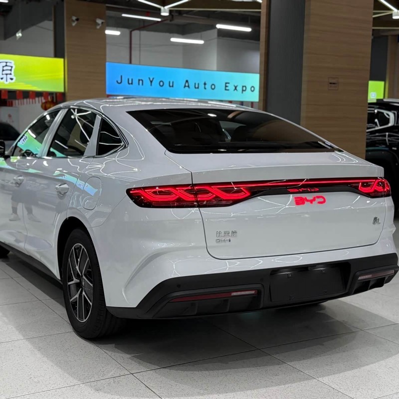 Qin L 2024 DM-i 120KM Beyond Edition Qin L 2024 DM-i 120KM Beyond Edition