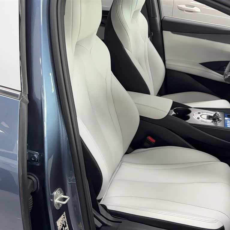 Haibao 06 New Energy 2024 DM-i 80KM Premium Edition Haibao 06 New Energy 2024 DM-i 80KM Premium Edition