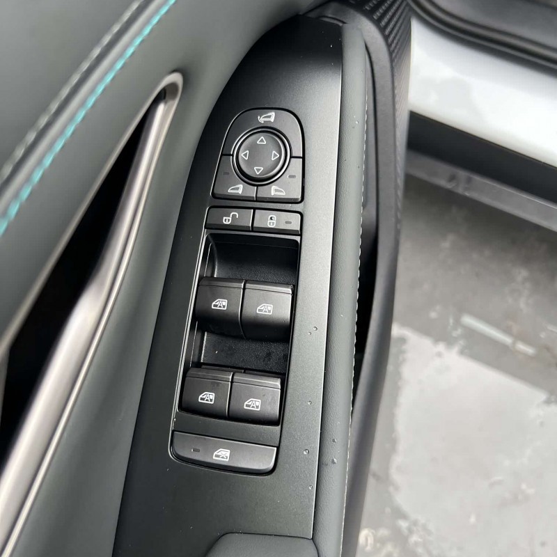 Qin L 2025 DM-i Intelligent Driving Edition 120KM Beyond Edition Qin L 2025 DM-i Intelligent Driving Edition 120KM Beyond Edition
