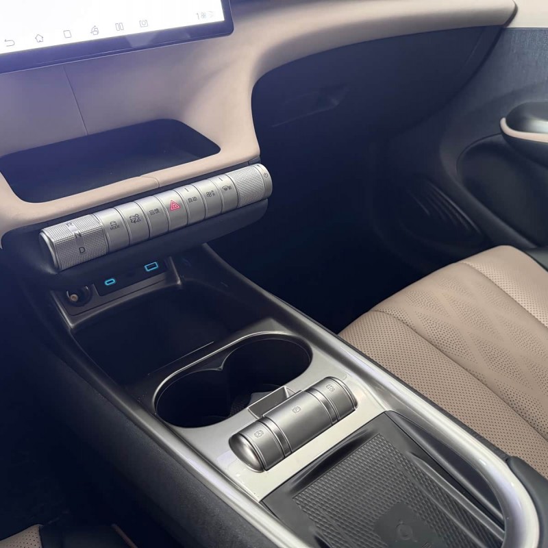 Dolphin 2024 Glory Edition 420km Fashion Edition Dolphin 2024 Glory Edition 420km Fashion Edition