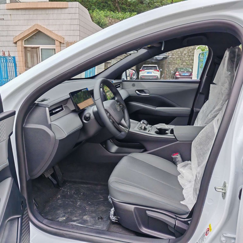 Qin PLUS 2025 DM-i Intelligent Driving Edition 55KM Leading Edition Qin PLUS 2025 DM-i Intelligent Driving Edition 55KM Leading Edition