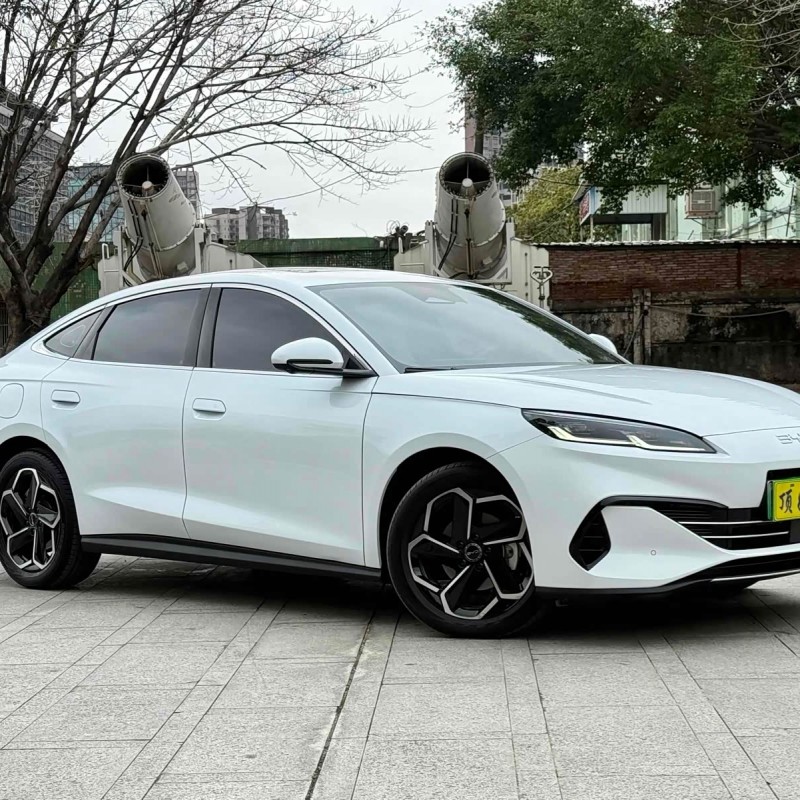 Haibao 06 New Energy 2024 DM-i 120KM Flagship Model Haibao 06 New Energy 2024 DM-i 120KM Flagship Model