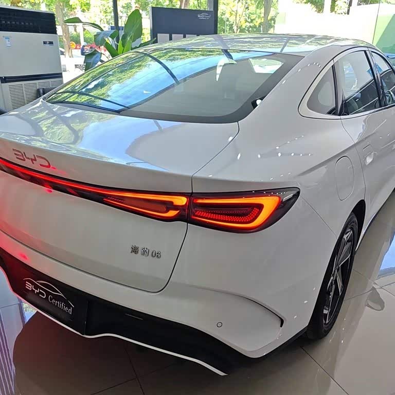 Haibao 06 New Energy 2024 DM-i 120KM Flagship Model Haibao 06 New Energy 2024 DM-i 120KM Flagship Model