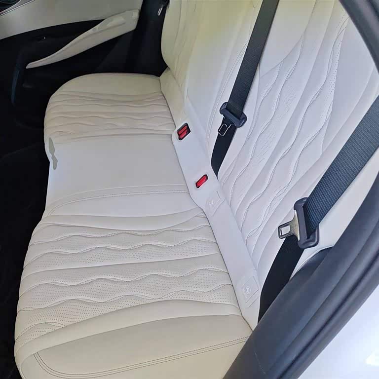 Haibao 06 New Energy 2024 DM-i 120KM Flagship Model Haibao 06 New Energy 2024 DM-i 120KM Flagship Model