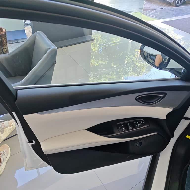 Haibao 06 New Energy 2024 DM-i 120KM Flagship Model Haibao 06 New Energy 2024 DM-i 120KM Flagship Model