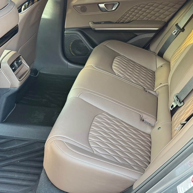 Han 2023 DM-i Champion Edition 121KM Premium Edition Han 2023 DM-i Champion Edition 121KM Premium Edition