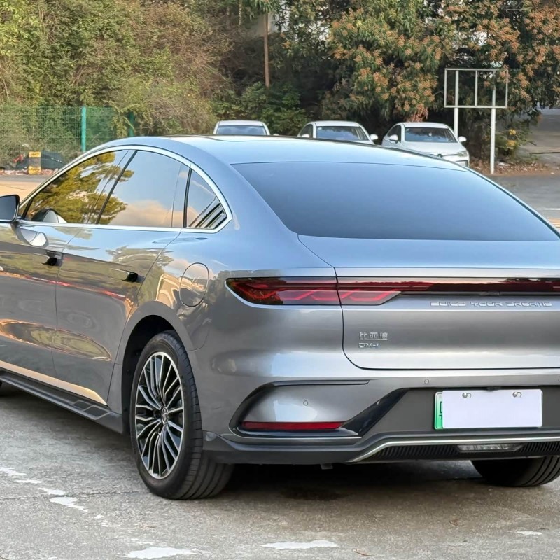 Han 2023 DM-i Champion Edition 121KM Premium Edition Han 2023 DM-i Champion Edition 121KM Premium Edition