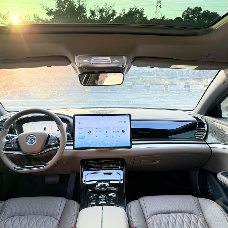 Han 2023 DM-i Champion Edition 121KM Premium Edition Han 2023 DM-i Champion Edition 121KM Premium Edition