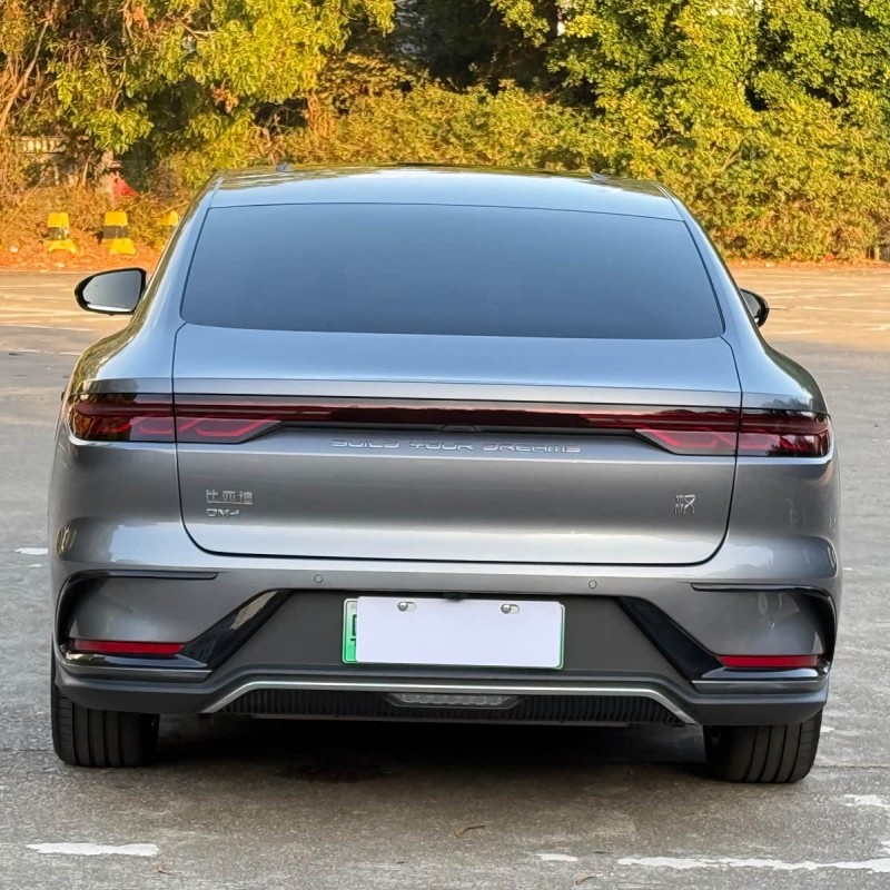 Han 2023 DM-i Champion Edition 121KM Premium Edition Han 2023 DM-i Champion Edition 121KM Premium Edition